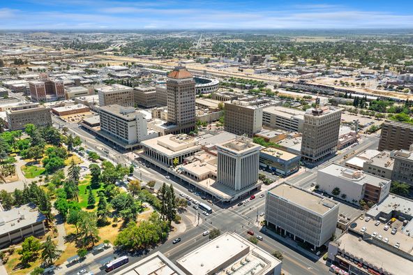 Office Space Available in Excellent Condition & Move-In Ready : 1221 Van Ness Ave, Fresno, CA 93721